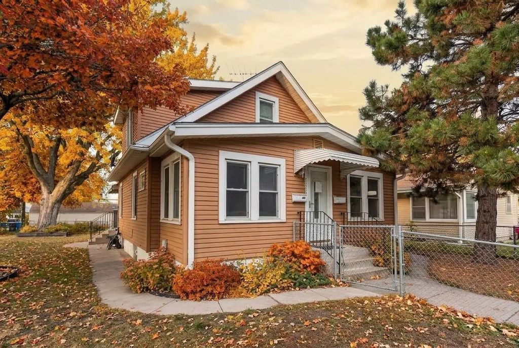 2306 California Street Ne, Minneapolis