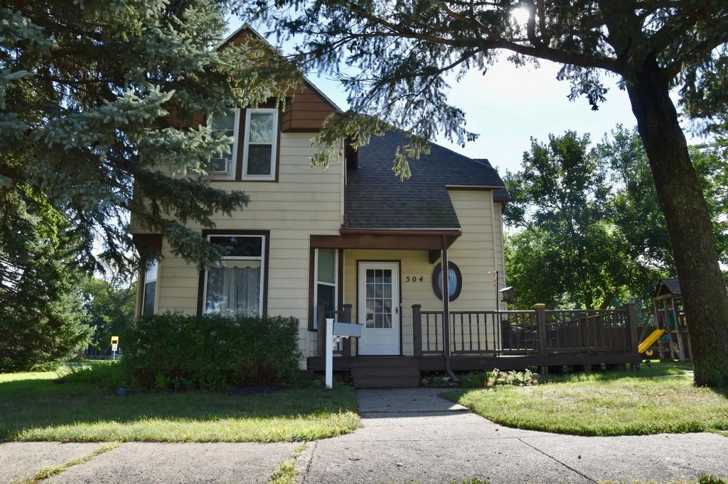 504 3rd Avenue, Sibley