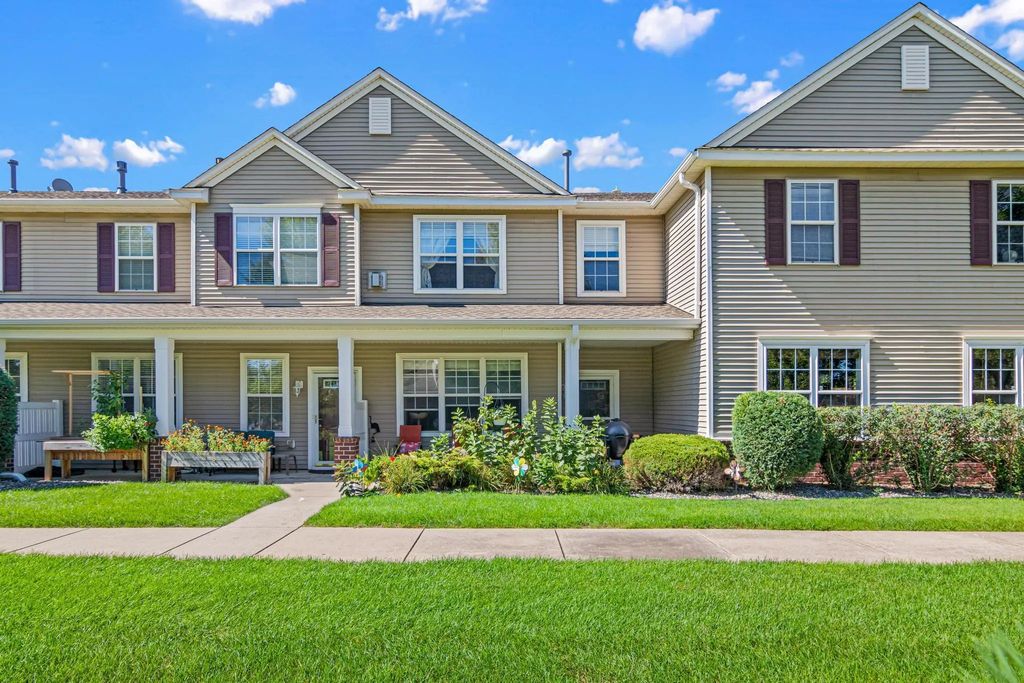 4828 Bisset Lane 8505, Inver Grove Heights