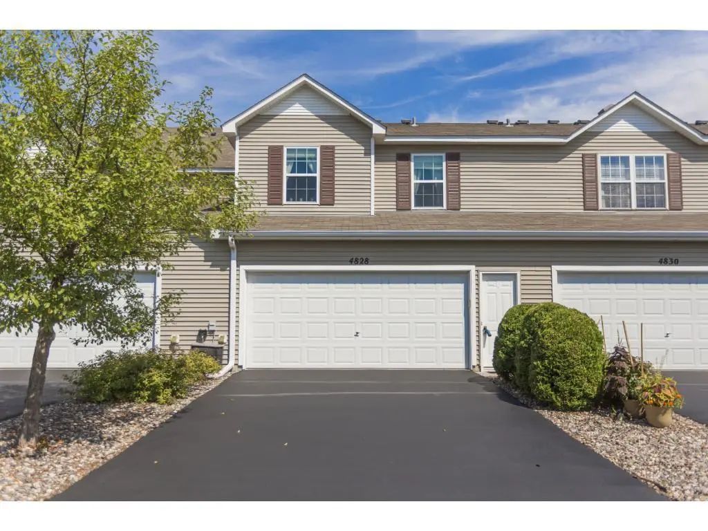 4828 Bisset Lane 8505, Inver Grove Heights