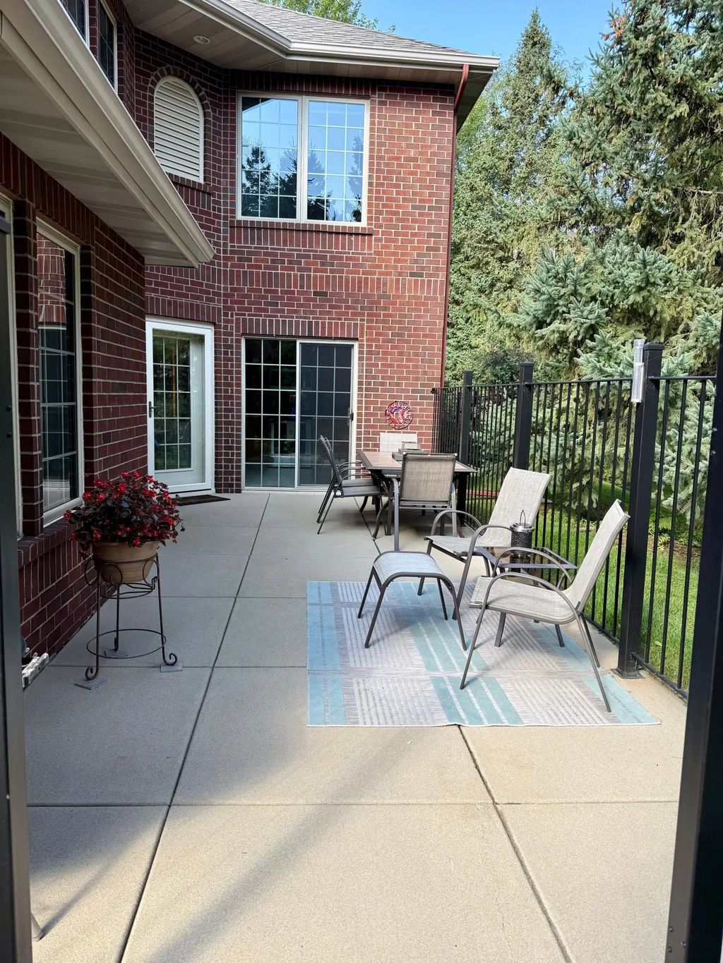 1407 Hunter Hill Road, Hudson