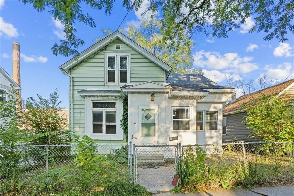 375 Erie Street, Saint Paul