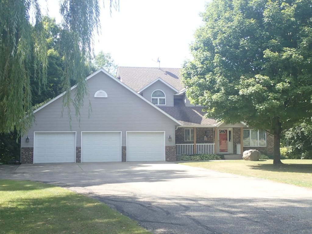 335 Desoto Avenue Sw, Buffalo