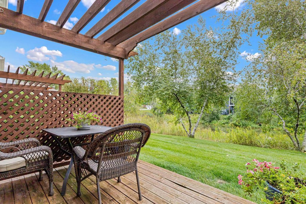 206 Alberta Lane, Little Canada