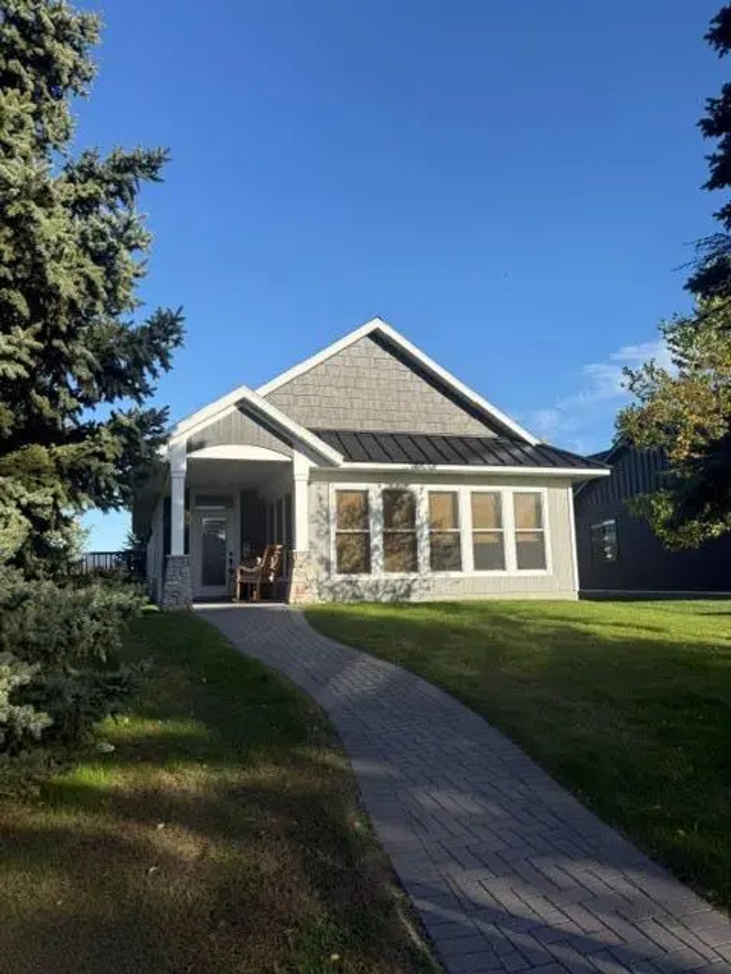 13392 County Road 4 Ne, Spicer