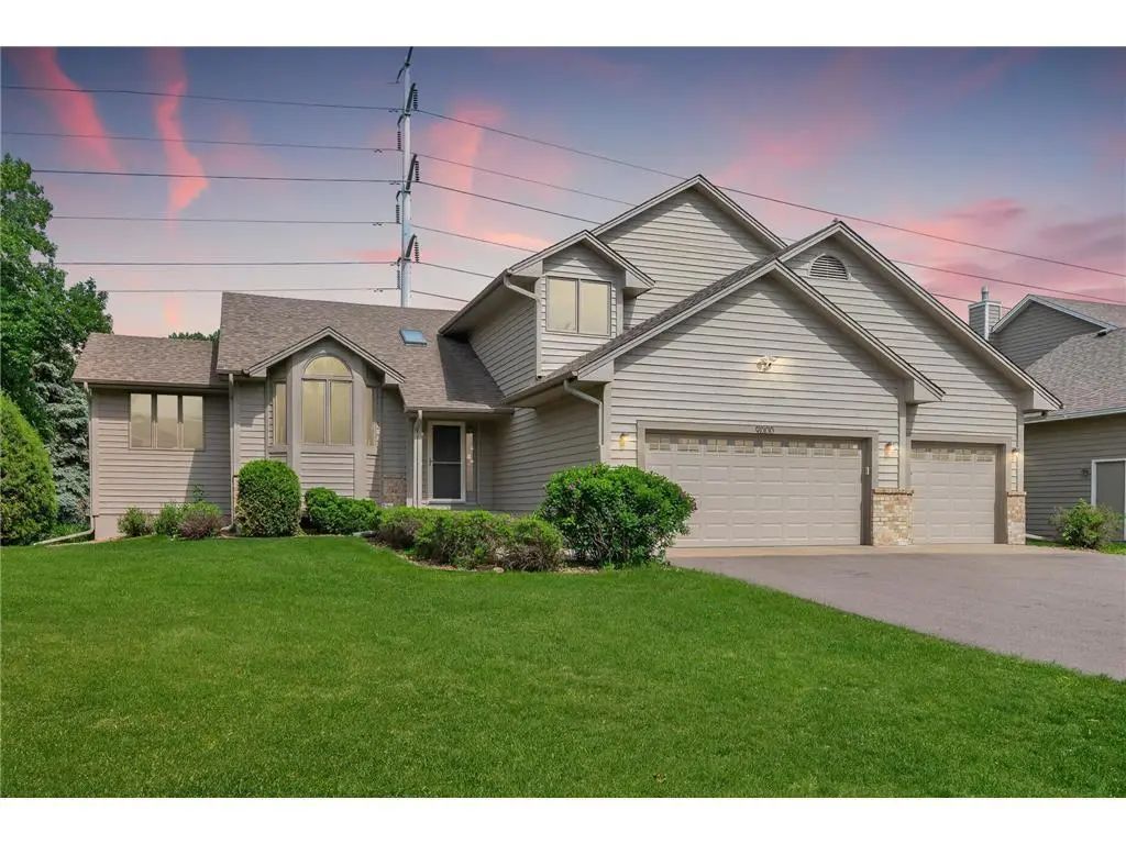 9000 Ashley Terrace, Brooklyn Park