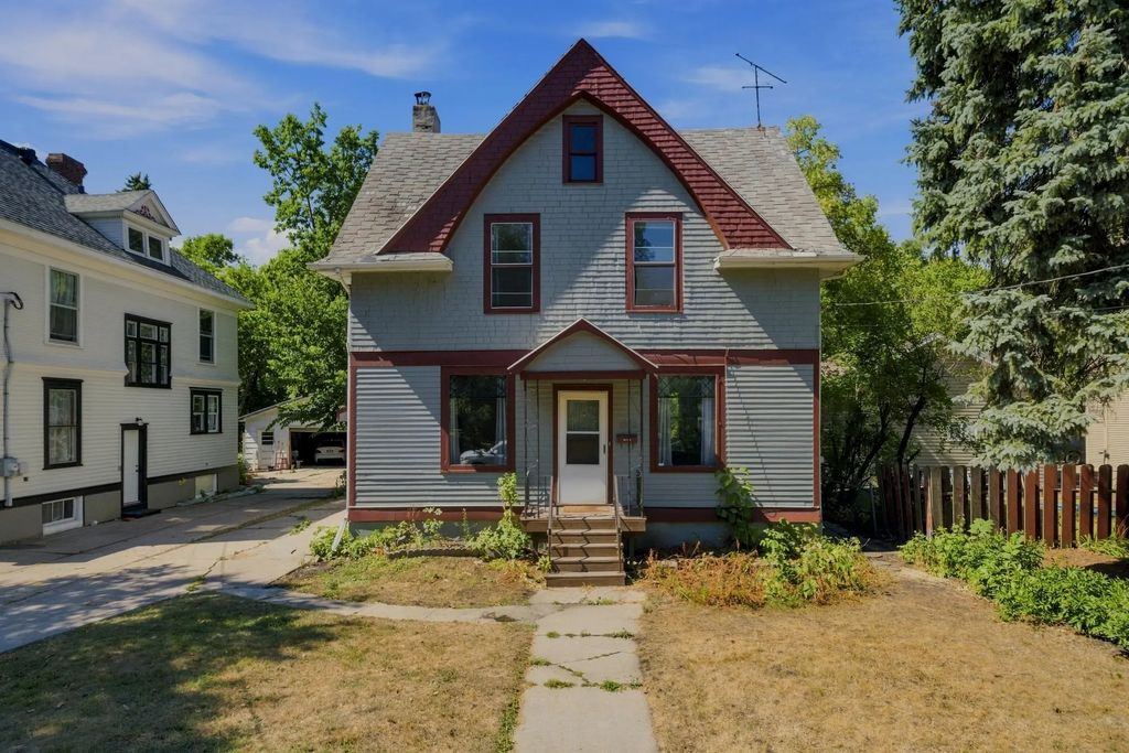 1028 7th Street N, Fargo