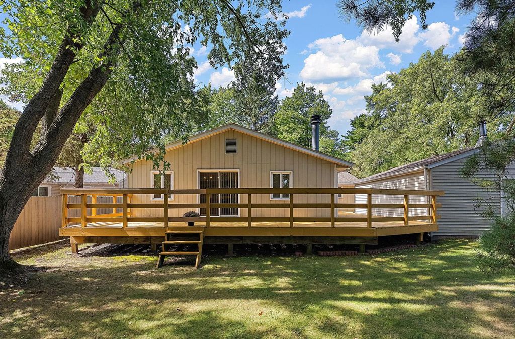 2986 Woodbridge Street, Roseville