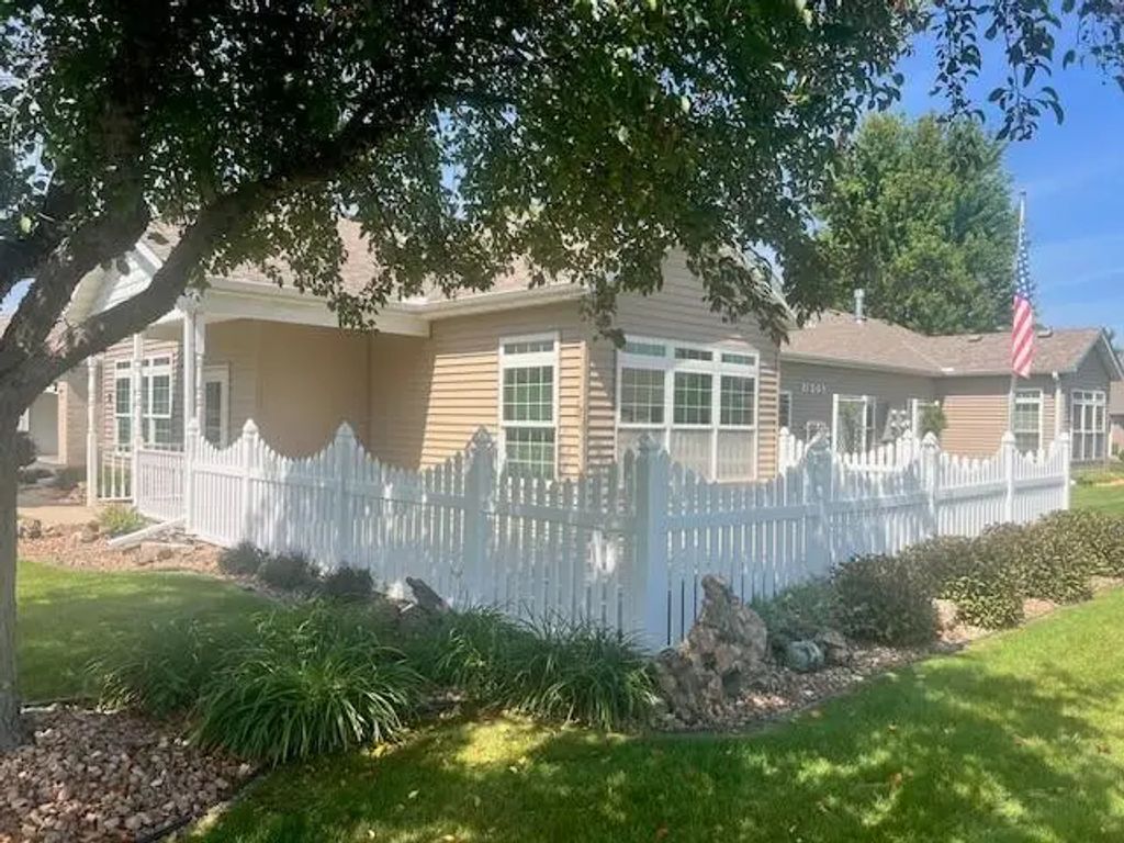 1905 Burr Oak Drive B, Austin