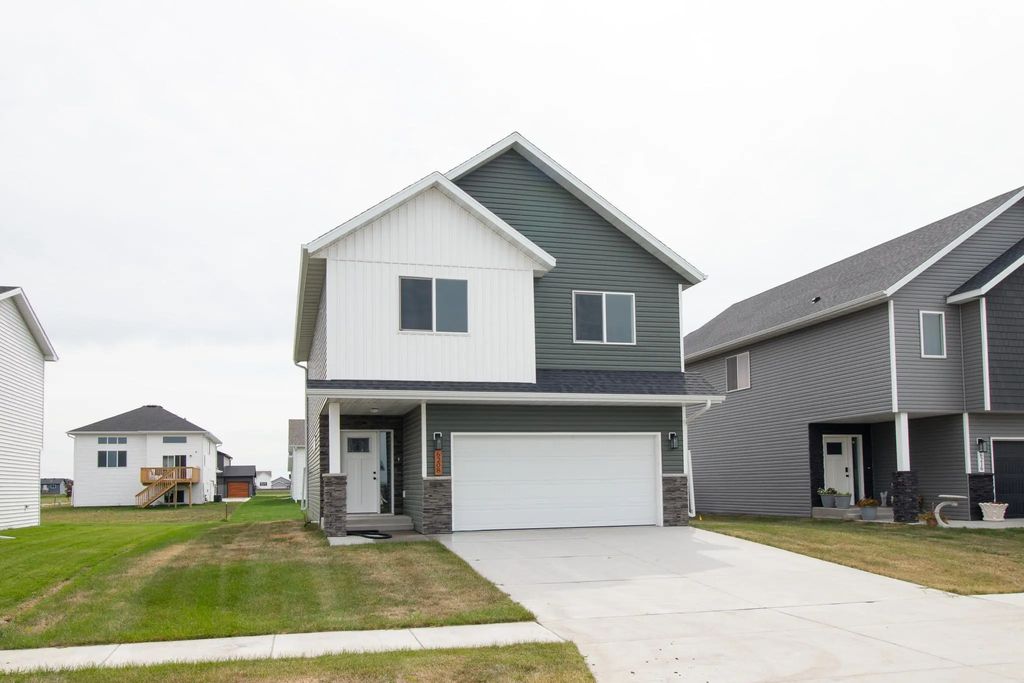 6208 86th Avenue S, Horace