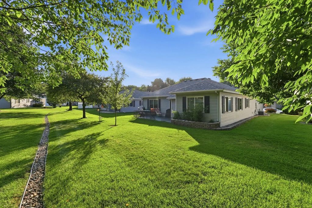 410 Fieldcrest Lane, Sartell