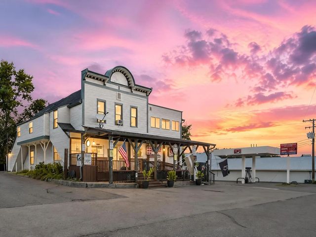 300 Rush Point Drive, Stanchfield