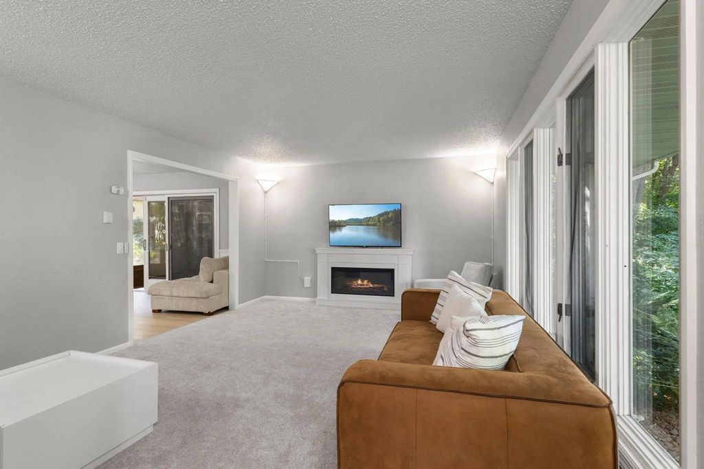 2541 14 1/2 Avenue Se, Saint Cloud