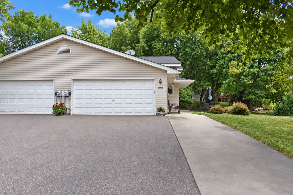 13612 86th Avenue N, Maple Grove