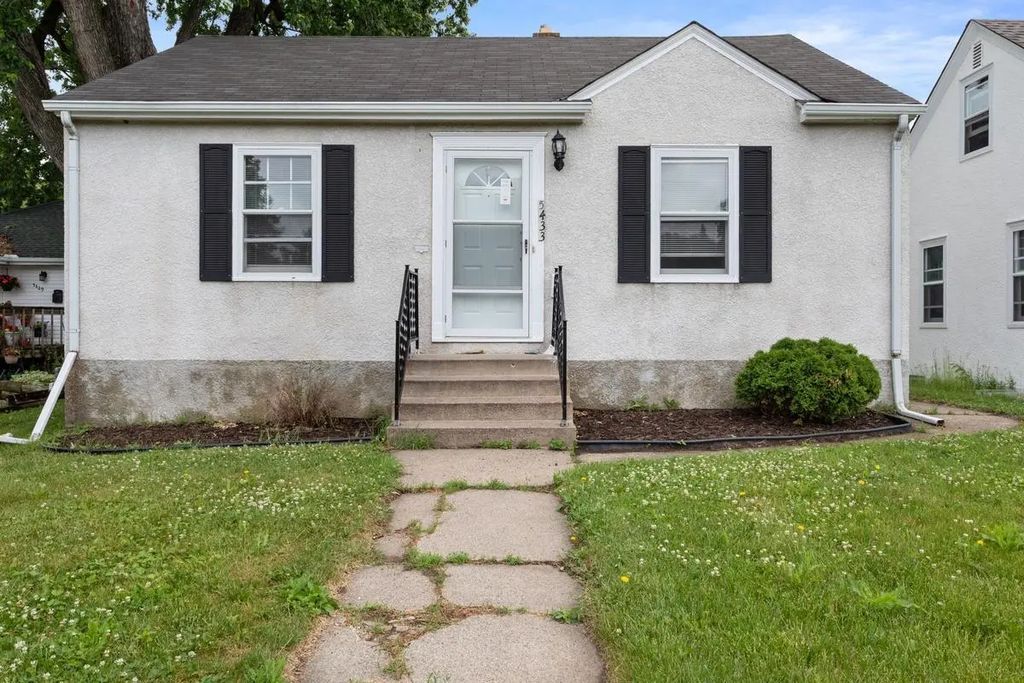 5433 30th Avenue S, Minneapolis