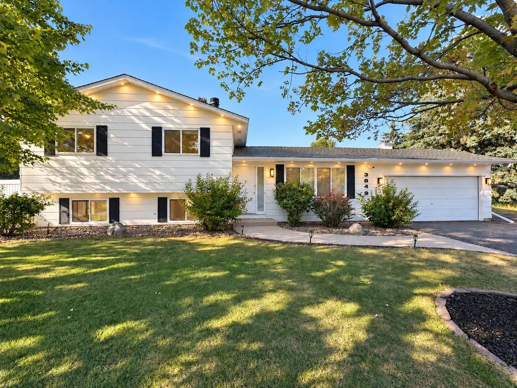 3849 Country Creek Way, Eagan