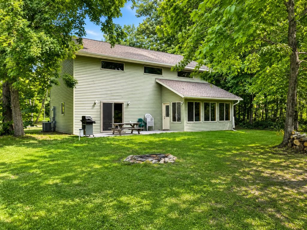 41860 County Highway 1, Ottertail