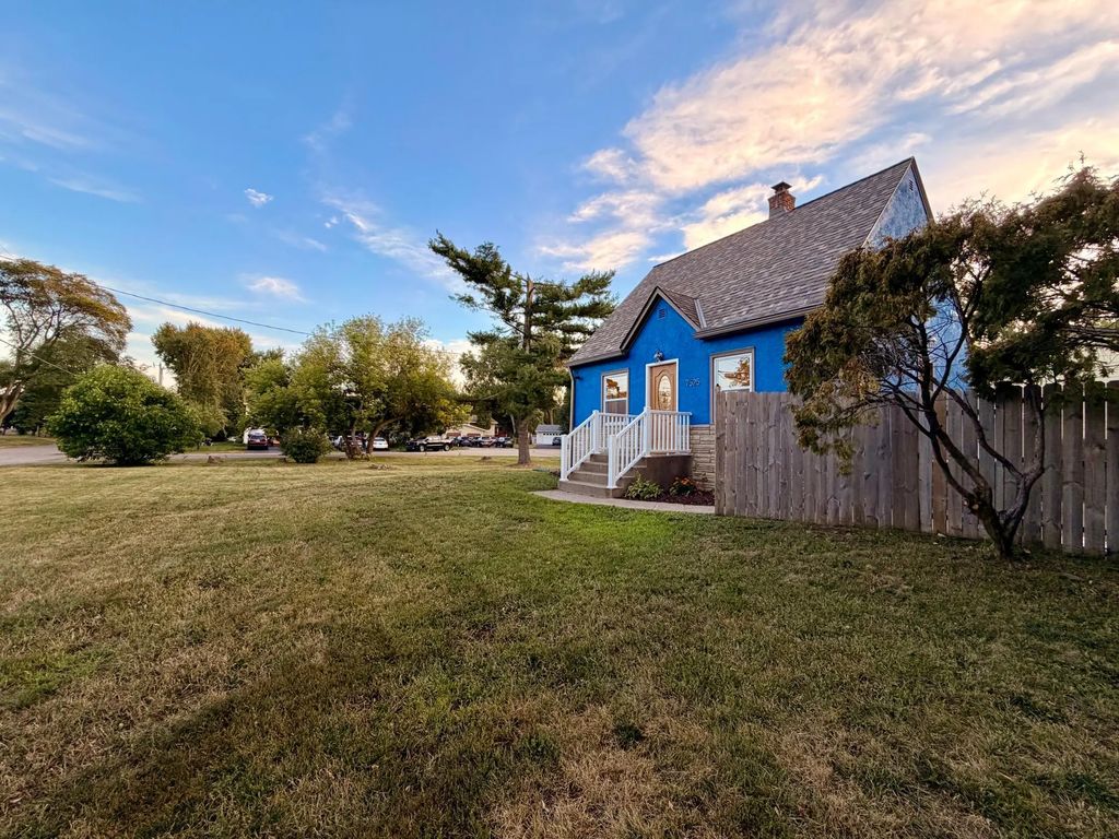 7525 Brunswick Avenue N, Brooklyn Park