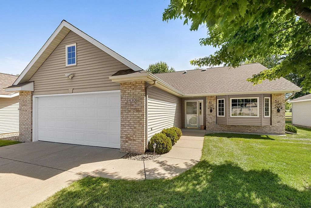 430 41st Avenue S, St Cloud