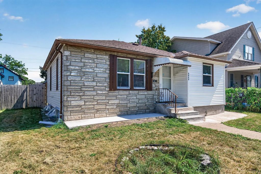3422 Aldrich Avenue N, Minneapolis