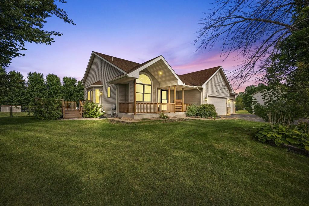 5632 407th Court, North Branch