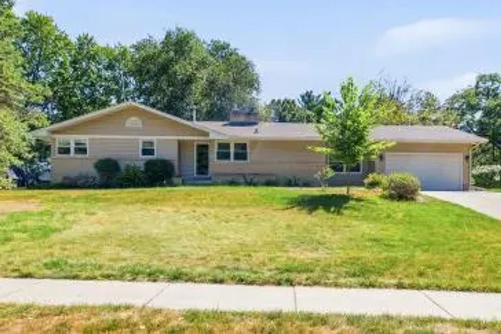 6105 Tracy Avenue, Edina