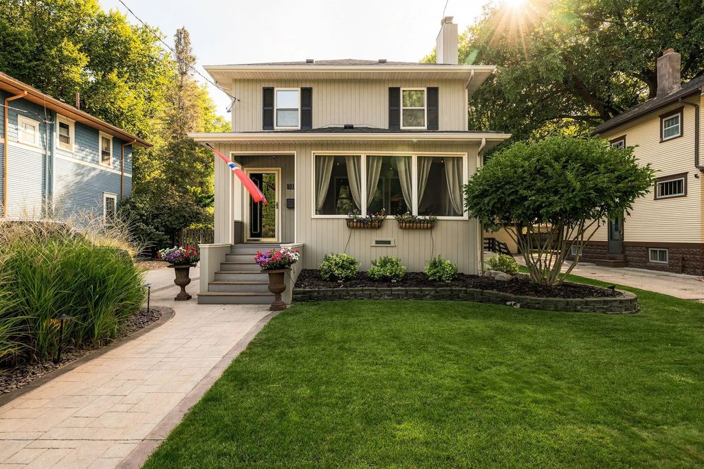 1318 7th Street S, Fargo