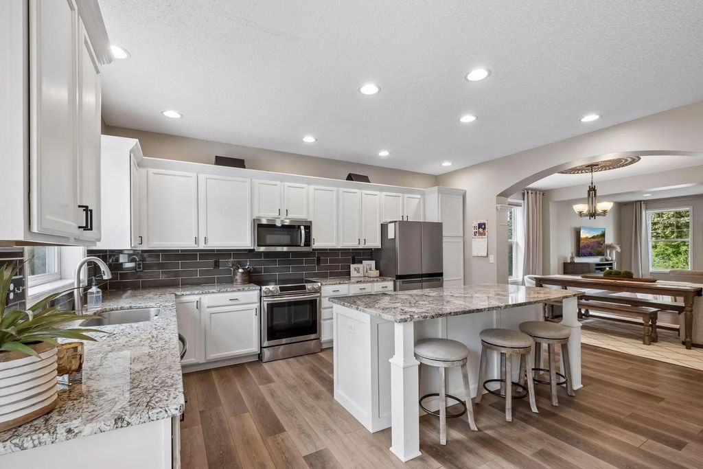 2374 Molnau Court, Chaska