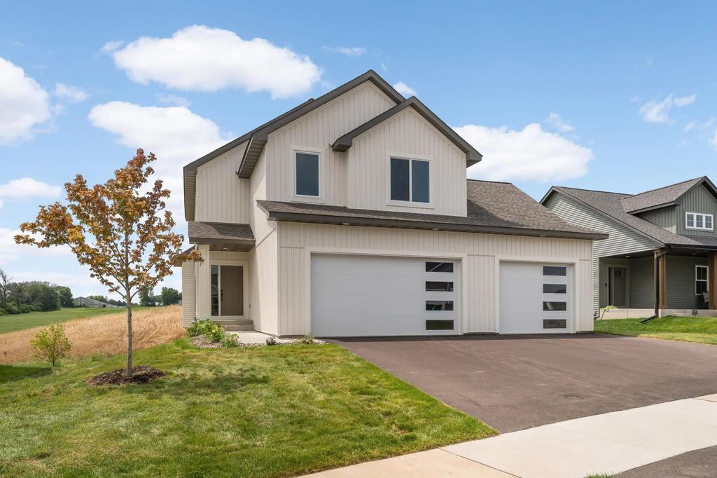 8292 186th Street W, Lakeville