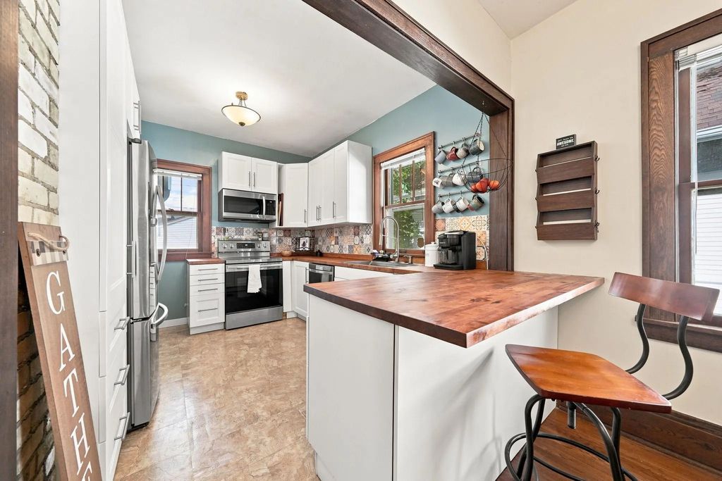 1291 Sherburne Avenue, Saint Paul