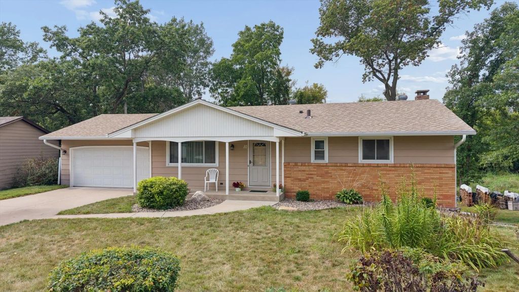 10 W Golden Lake Road, Circle Pines