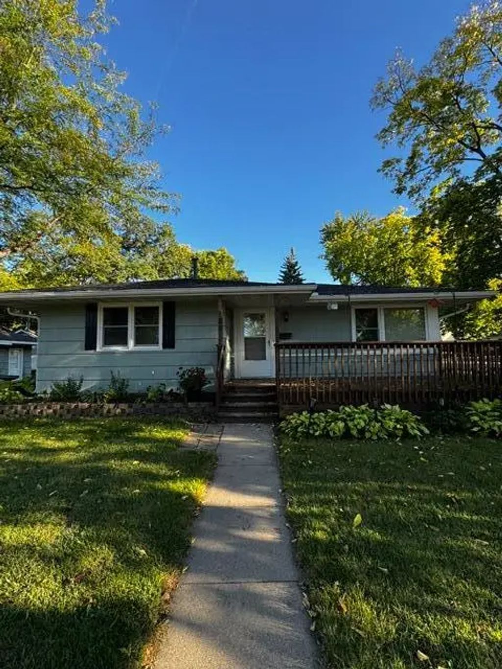 203 2nd Street Nw, Buffalo