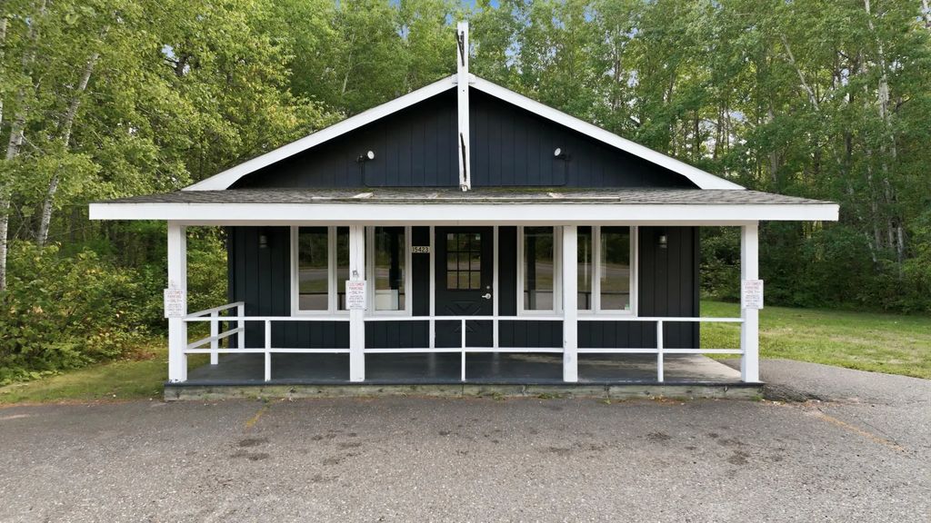 15423 County Highway B Branch, Hayward