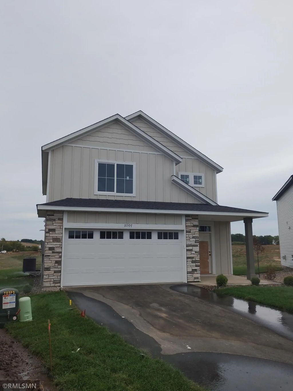10597 Goodview Avenue S, Cottage Grove