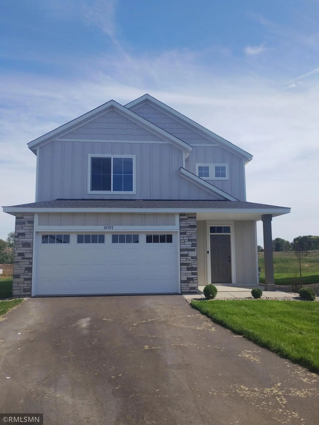 10597 Goodview Avenue S, Cottage Grove