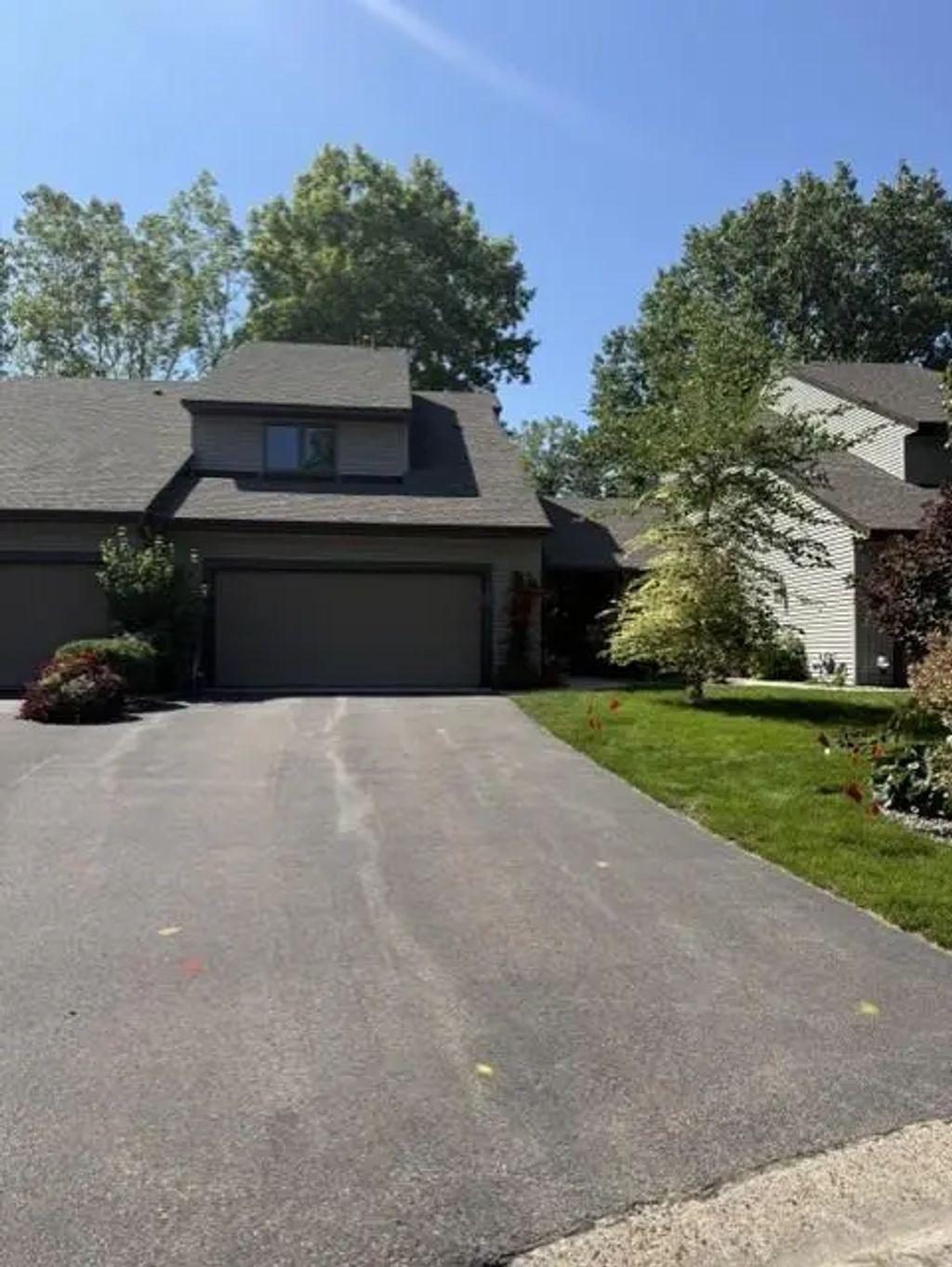 3683 Widgeon Way, Eagan