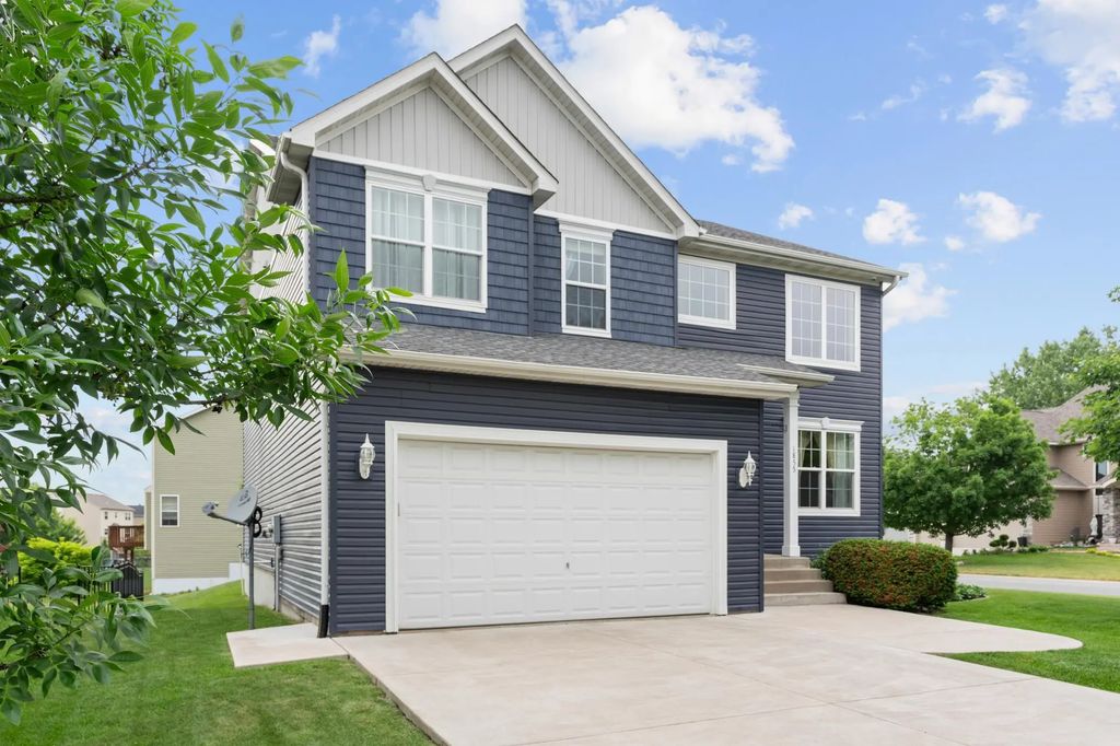 1855 113th Court Ne, Blaine