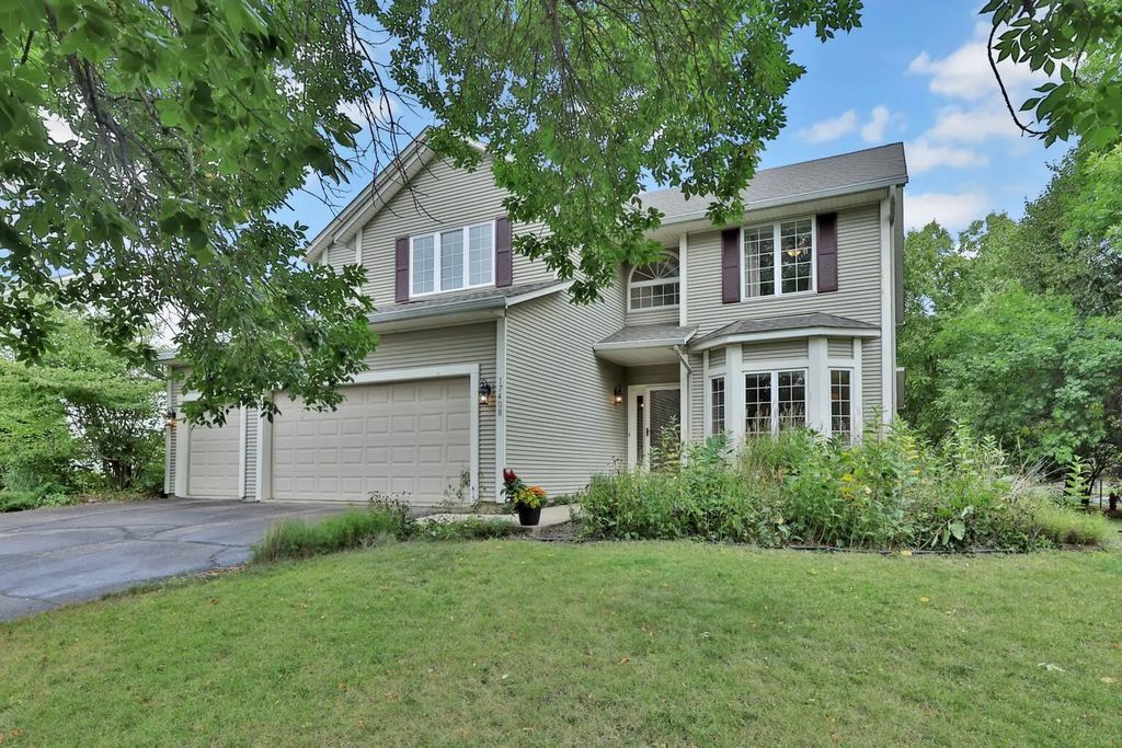 17408 Tessmer Court, Eden Prairie