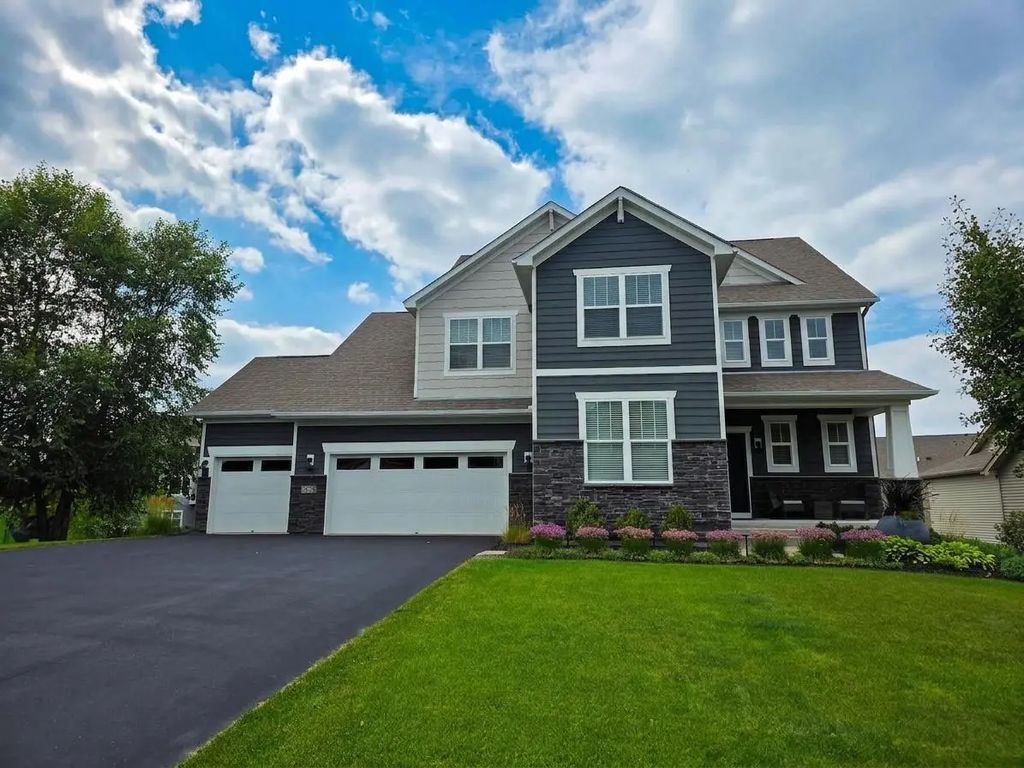 1305 Interlachen Drive, Eagan
