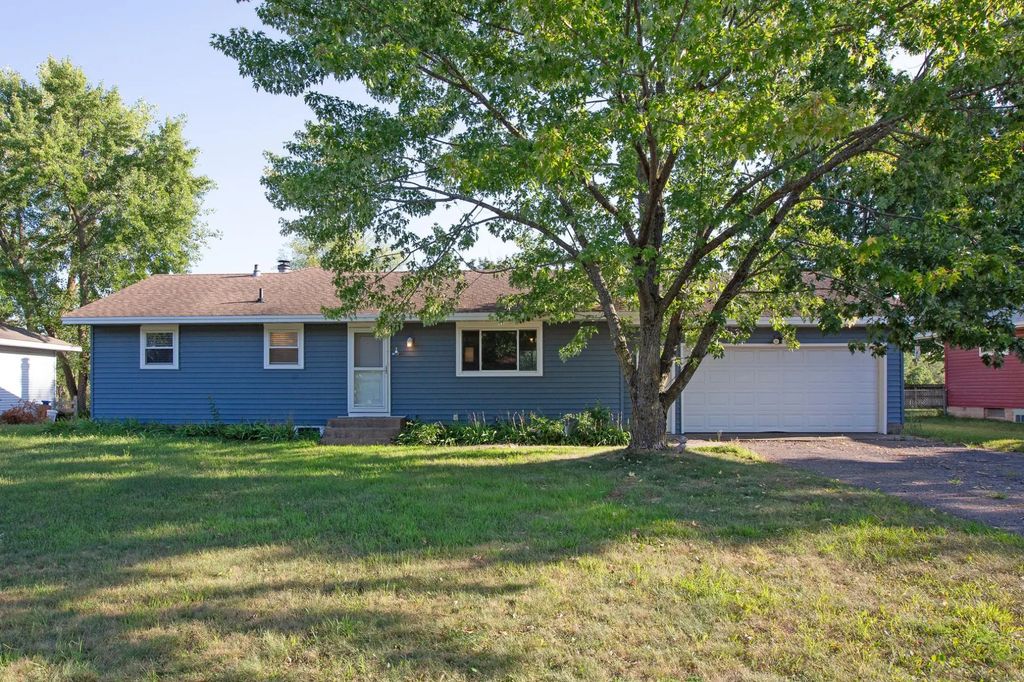 6560 169th Street W, Farmington