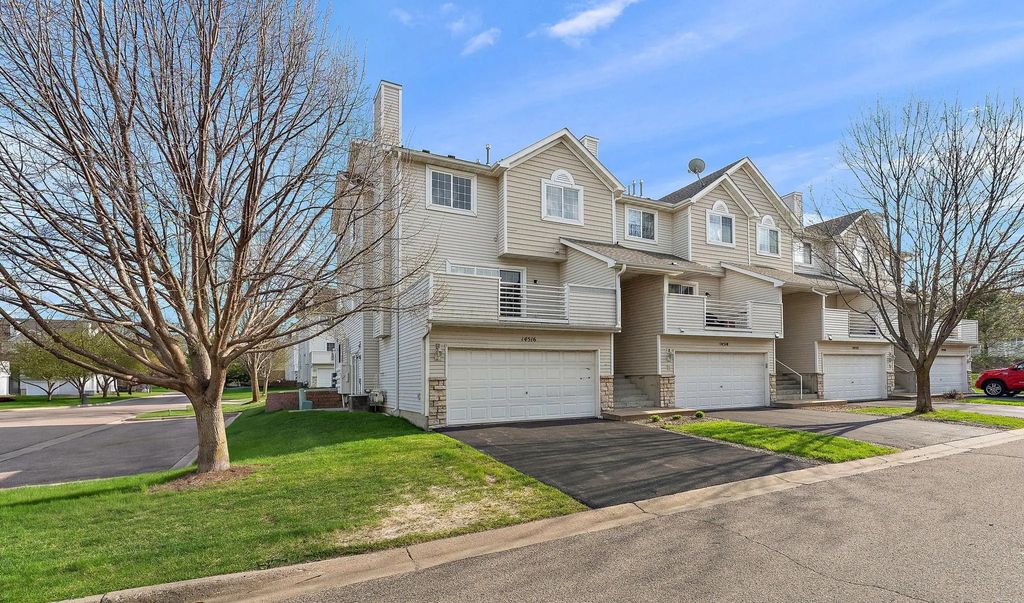14516 Lockslie Trail, Savage
