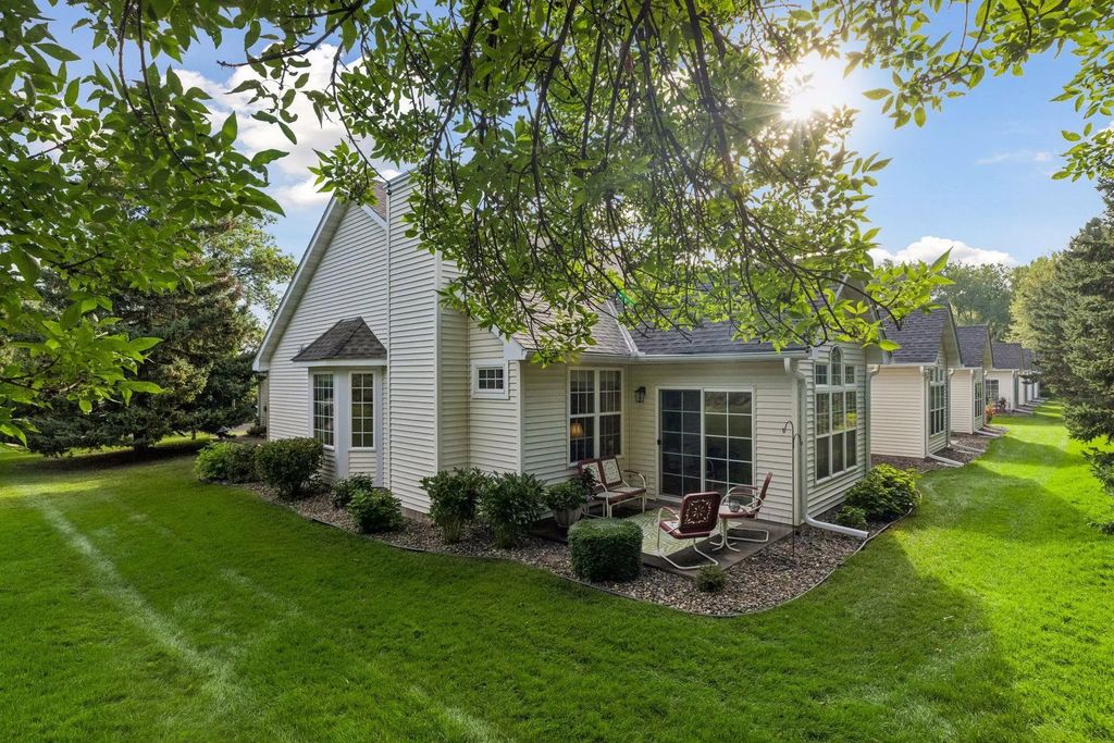 7290 Bordner Drive, Inver Grove Heights