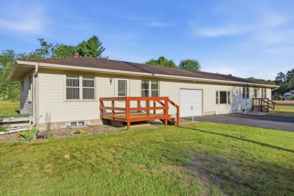 5620 170th Street, Lafayette Twp