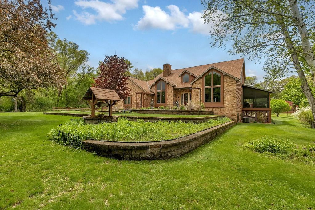 4457 Farmdale Circle, Saint Augusta