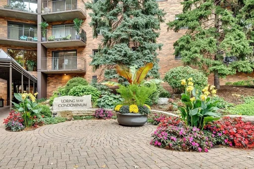 210 W Grant Street 227, Minneapolis