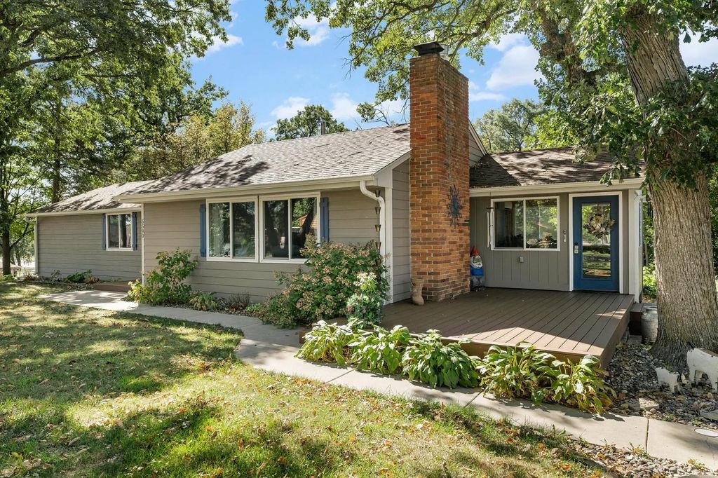 5590 108th Avenue, Clear Lake