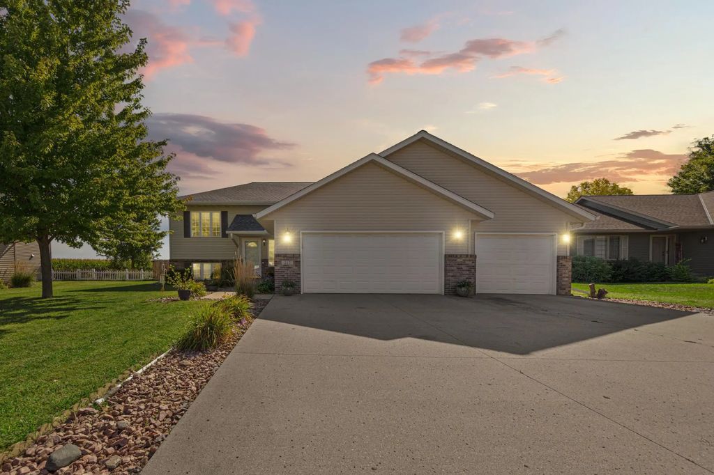217 Inverness Drive, Mankato