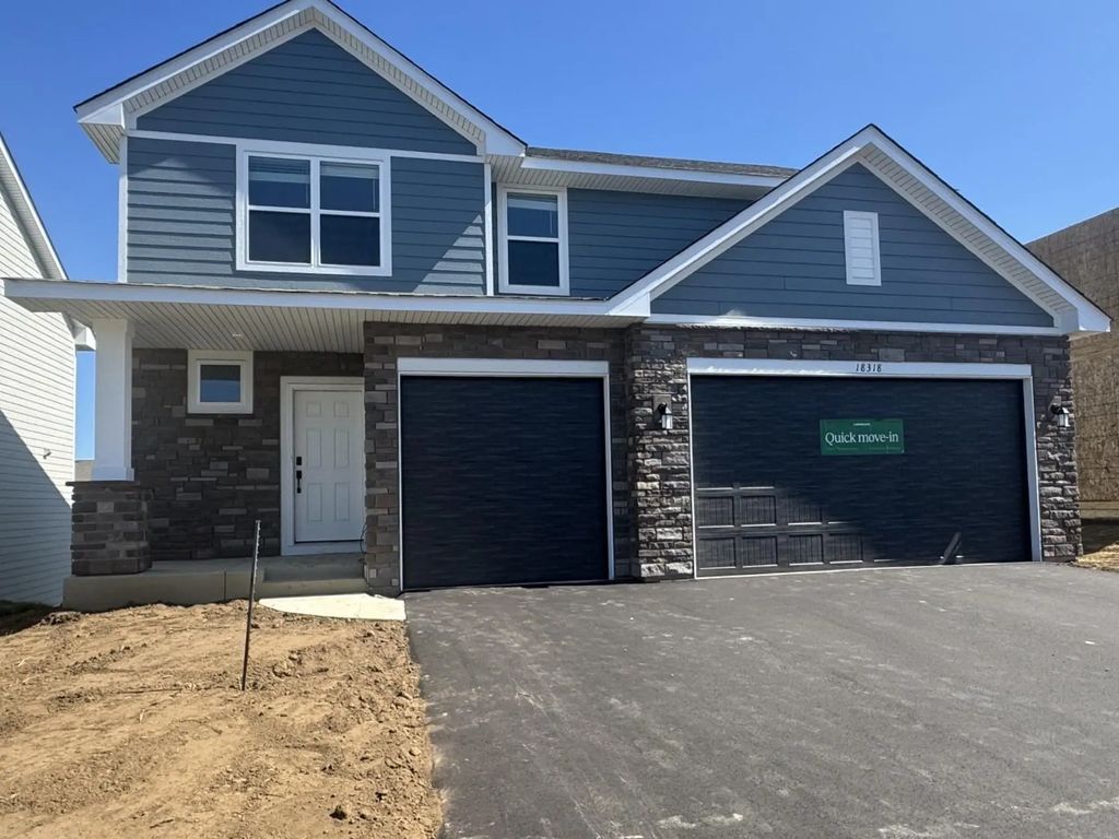 18318 Gladiator Drive, Lakeville
