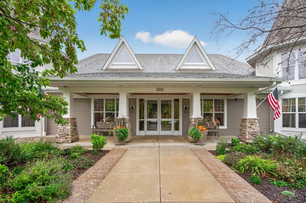 100 Clydesdale Trail 205, Medina