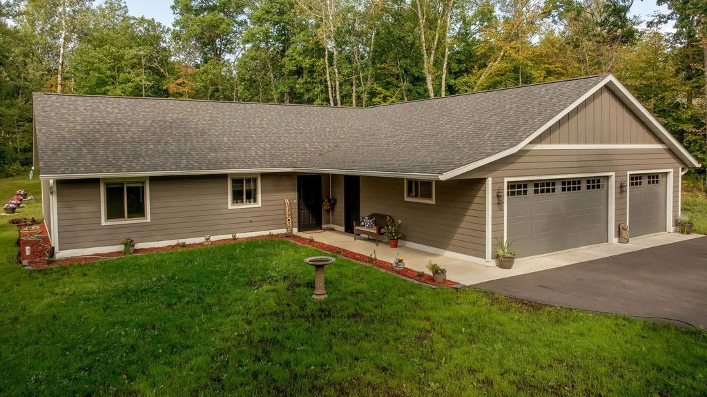 31041 Spring Loop, Breezy Point